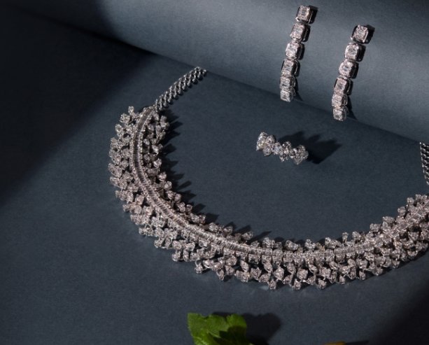 Tridia Collection